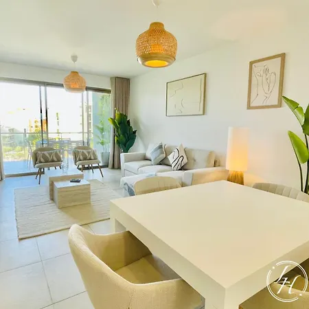 Sunset - Luxury - Pool - Garden - 500m Apartment