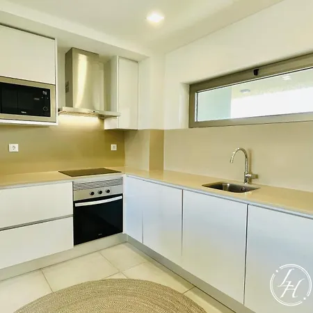 Sunset - Luxury - Pool - Garden - 500m Apartment *